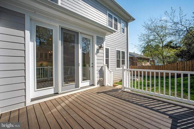 Building Photo - 6203 Mori St