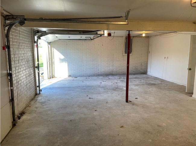 Building Photo - Spacious 5-Bedroom Home with Finished Base...
