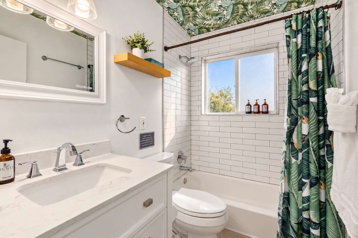 Building Photo - 7312 E Villa Way