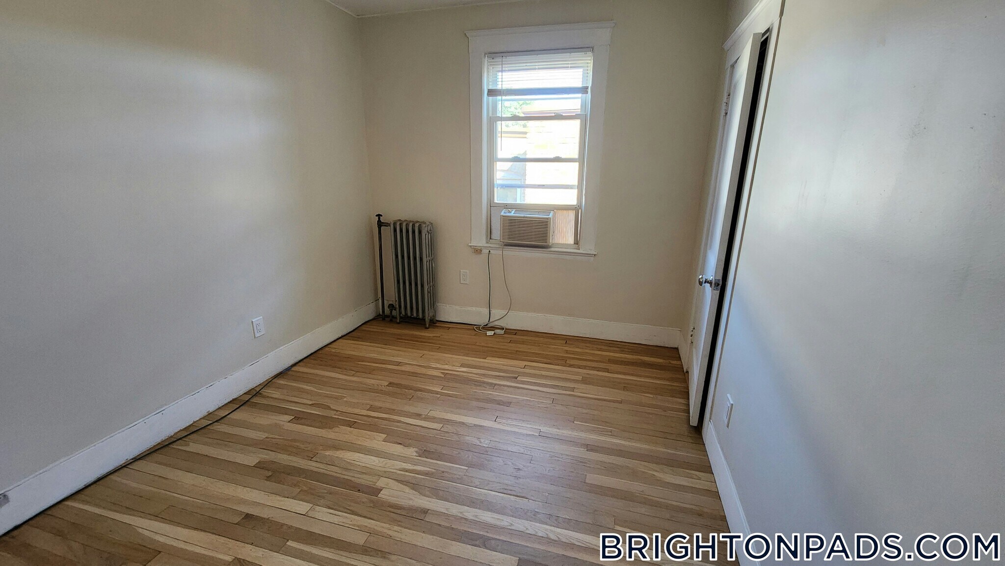 Building Photo - 26 Chiswick Rd