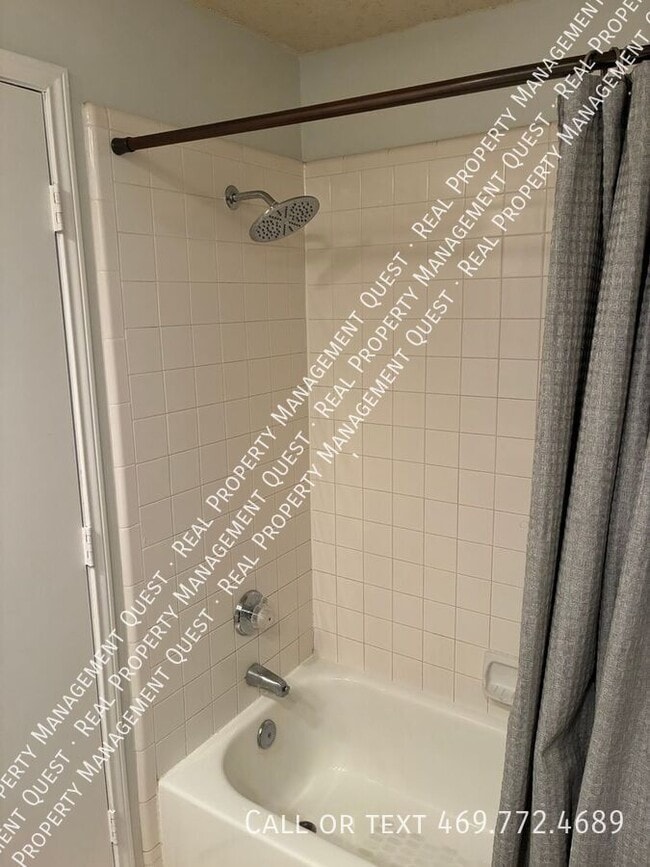 Building Photo - 6759 Mountain Cedar Ln