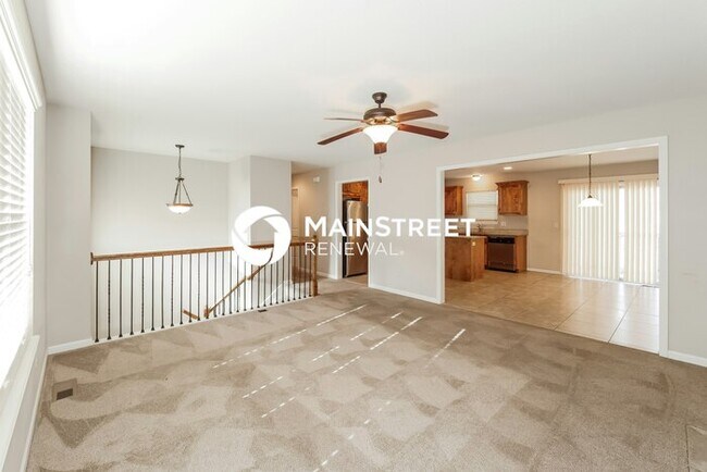 Building Photo - 4 Bedroom Pet-Friendly Home in Independence, MO with Main Street Renewal