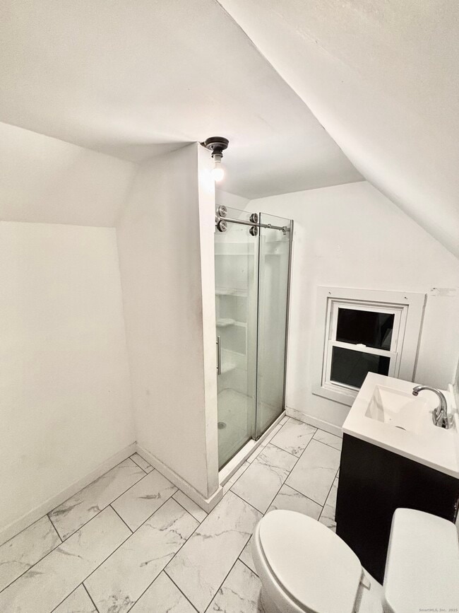 Building Photo - 178 Sherman Ave