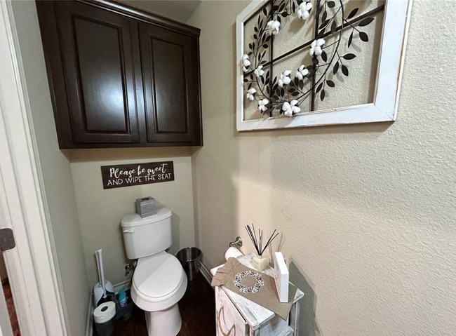 Building Photo - Spacious 2 Bed/2.5 Bath Condo in Gateway Villas!