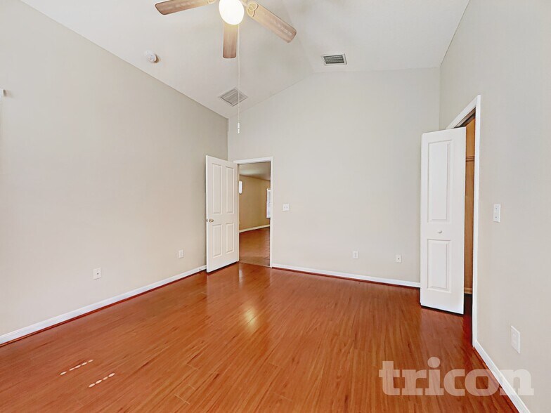 Building Photo - 8318 Night Owl Ct