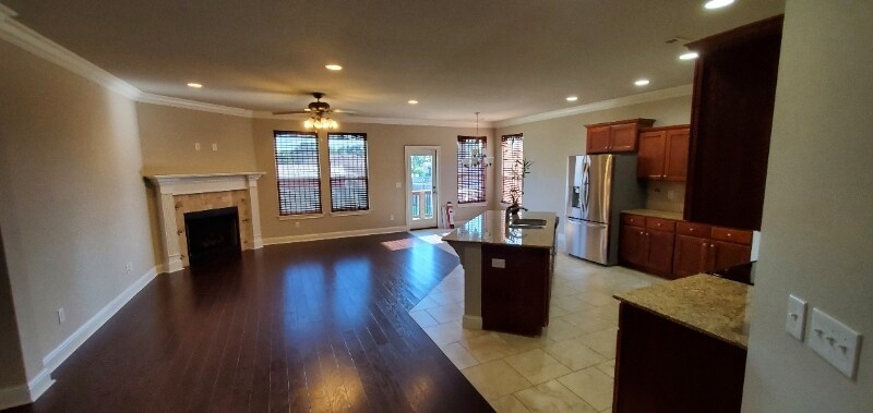 Building Photo - 1417 Gooseneck Ln