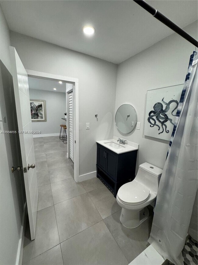 Building Photo - 6335 N Miami Ave