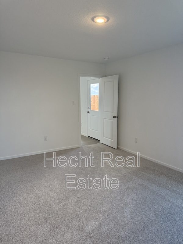 Building Photo - 1836 Wood Warbler Ln