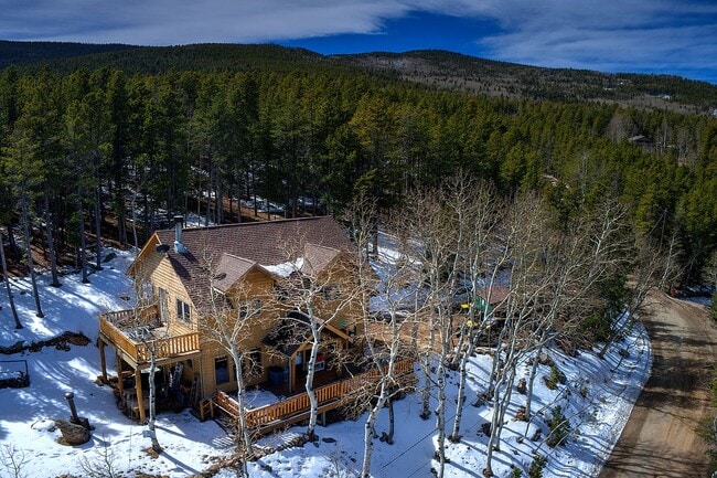Building Photo - 508 Paiute Rd