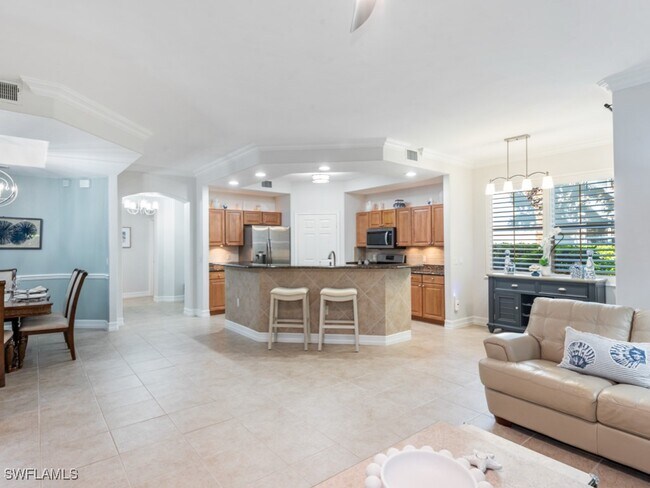 Building Photo - 2012 Tarpon Bay Dr N