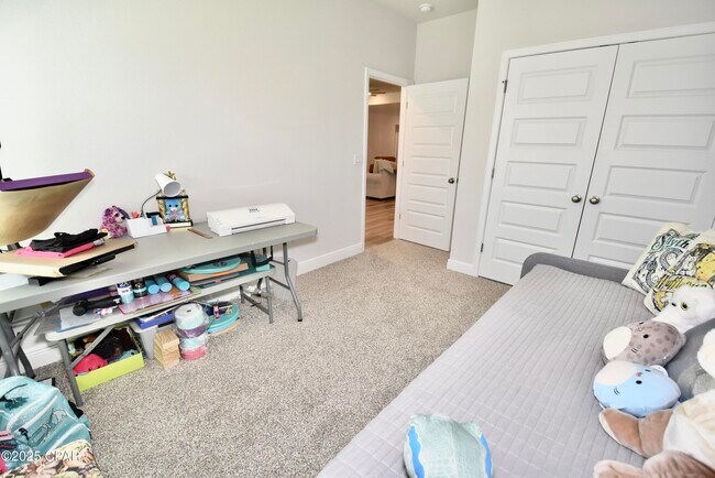 Building Photo - 4858 Sweetspire Dr