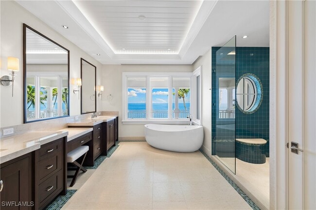 Building Photo - 1270 Gulf Shore Blvd S