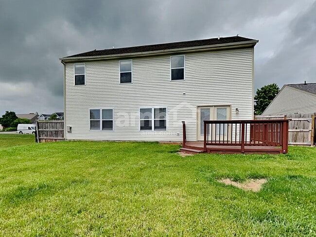 Building Photo - 6889 N Karnes Dr