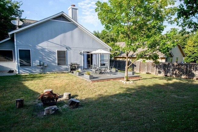 Building Photo - 2109 Waterway Bend