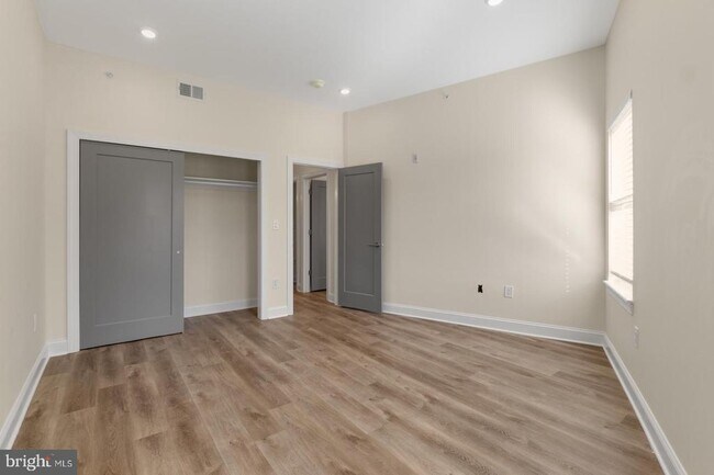Building Photo - 511 Gorgas Ln