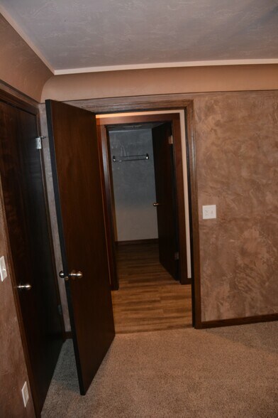 Building Photo - 327 Cordy Lane