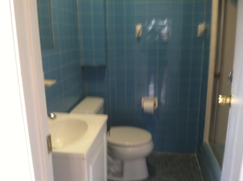 Building Photo - 495 Main St