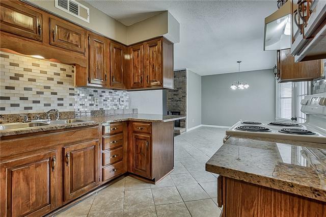 Building Photo - 1472 Rockshire Dr
