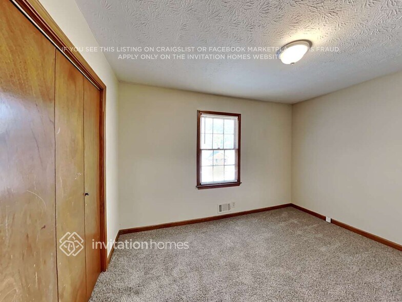 Building Photo - 775 Bridgewater Way SE