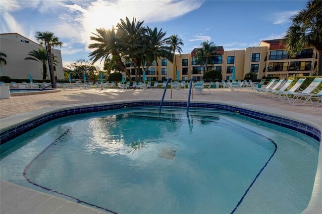 Building Photo - 845 S Gulfview Blvd