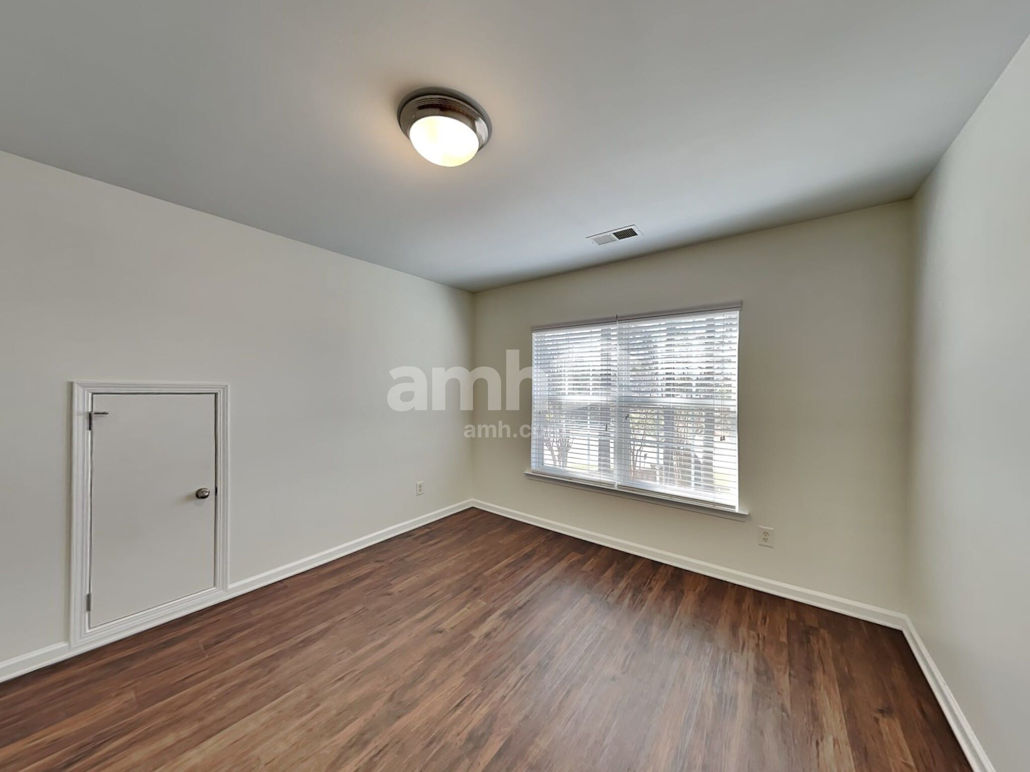 Building Photo - 10538 Samuels Way Dr