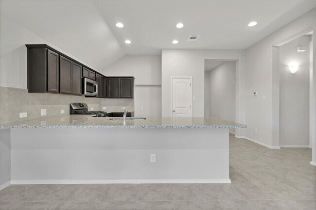 Building Photo - 229 Trailside Ln