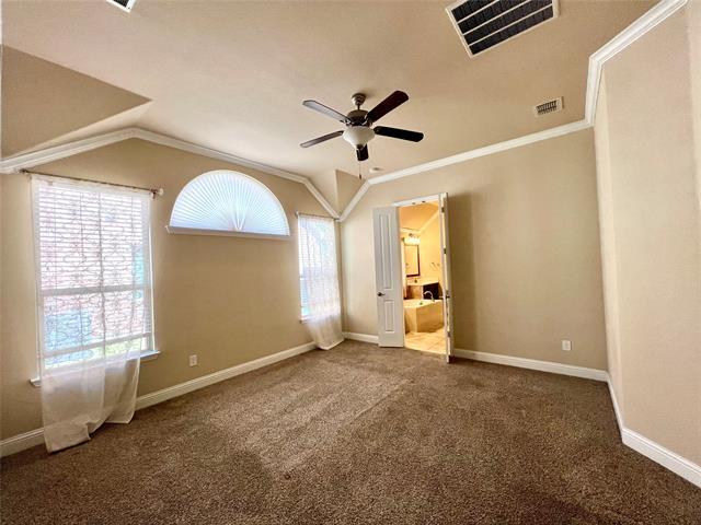 Building Photo - 712 Shrewsbury Pl