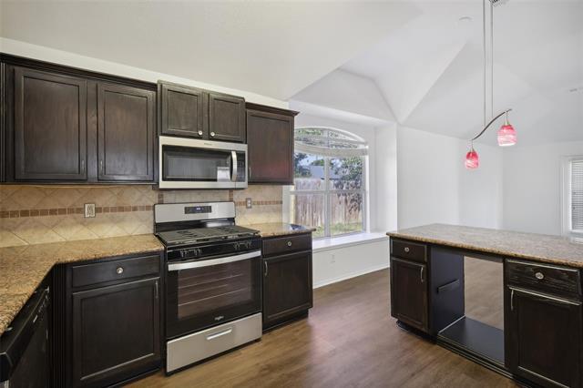 Building Photo - 728 Cardinal Dr