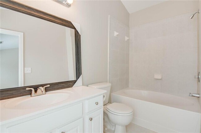 Building Photo - 1305 Greychurch Way