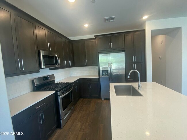 Building Photo - 4077 S Sabrina Dr