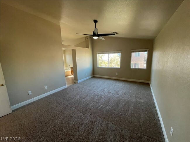 Building Photo - 5947 Silver Trace Ct