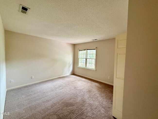 Building Photo - 110 Palmer Meadow Ct