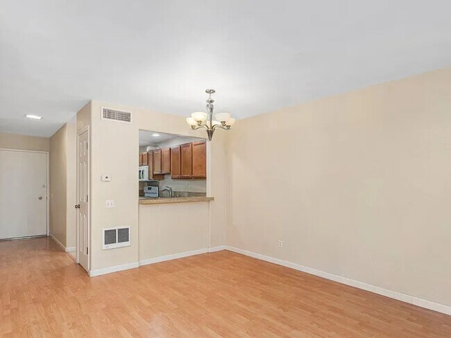 Building Photo - 5700 Baltimore Dr