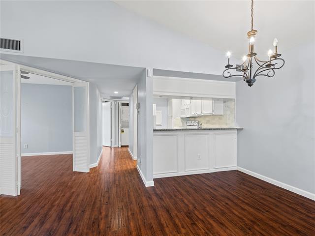 Building Photo - 3101 Townbluff Dr