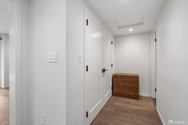 Building Photo - 112 Baden St