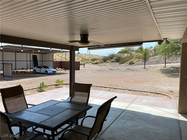 Building Photo - 1005 E McKnight Ave