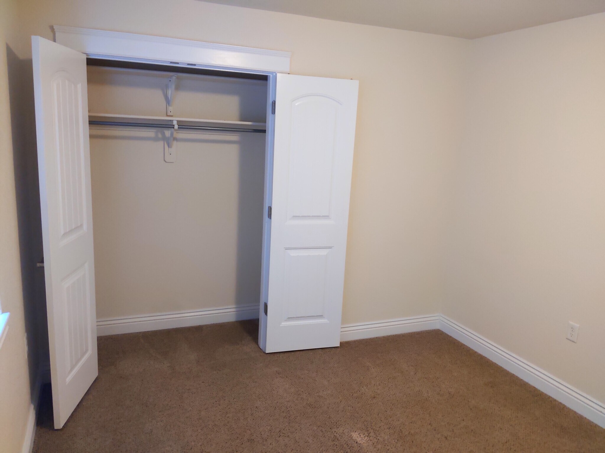 Building Photo - 115 Montalto Dr