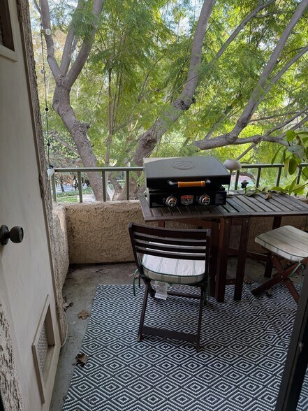 Building Photo - 4141 Via Marisol