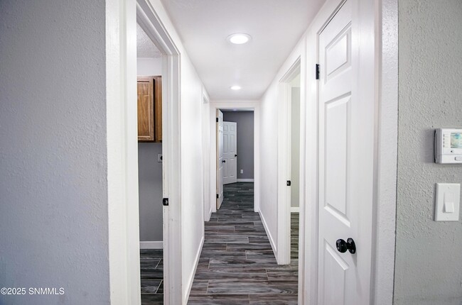 Building Photo - 1306 Wyoming Ave