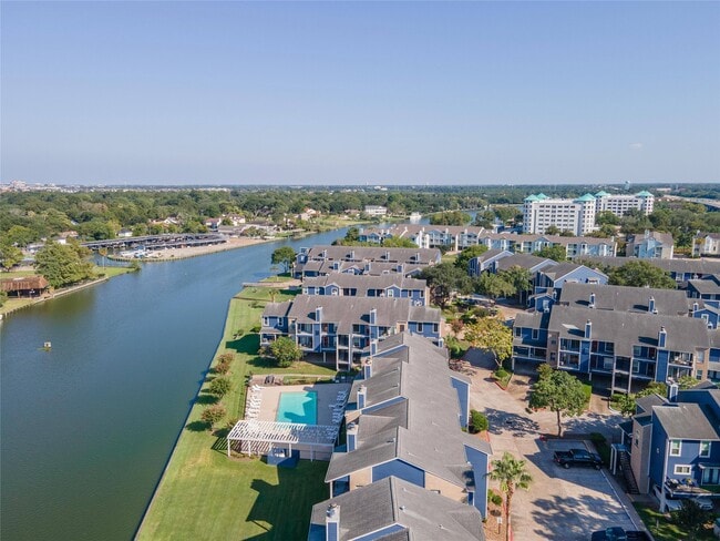 Building Photo - 18515 Egret Bay Blvd