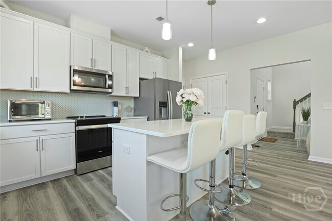 Building Photo - 117 Mettler Loop
