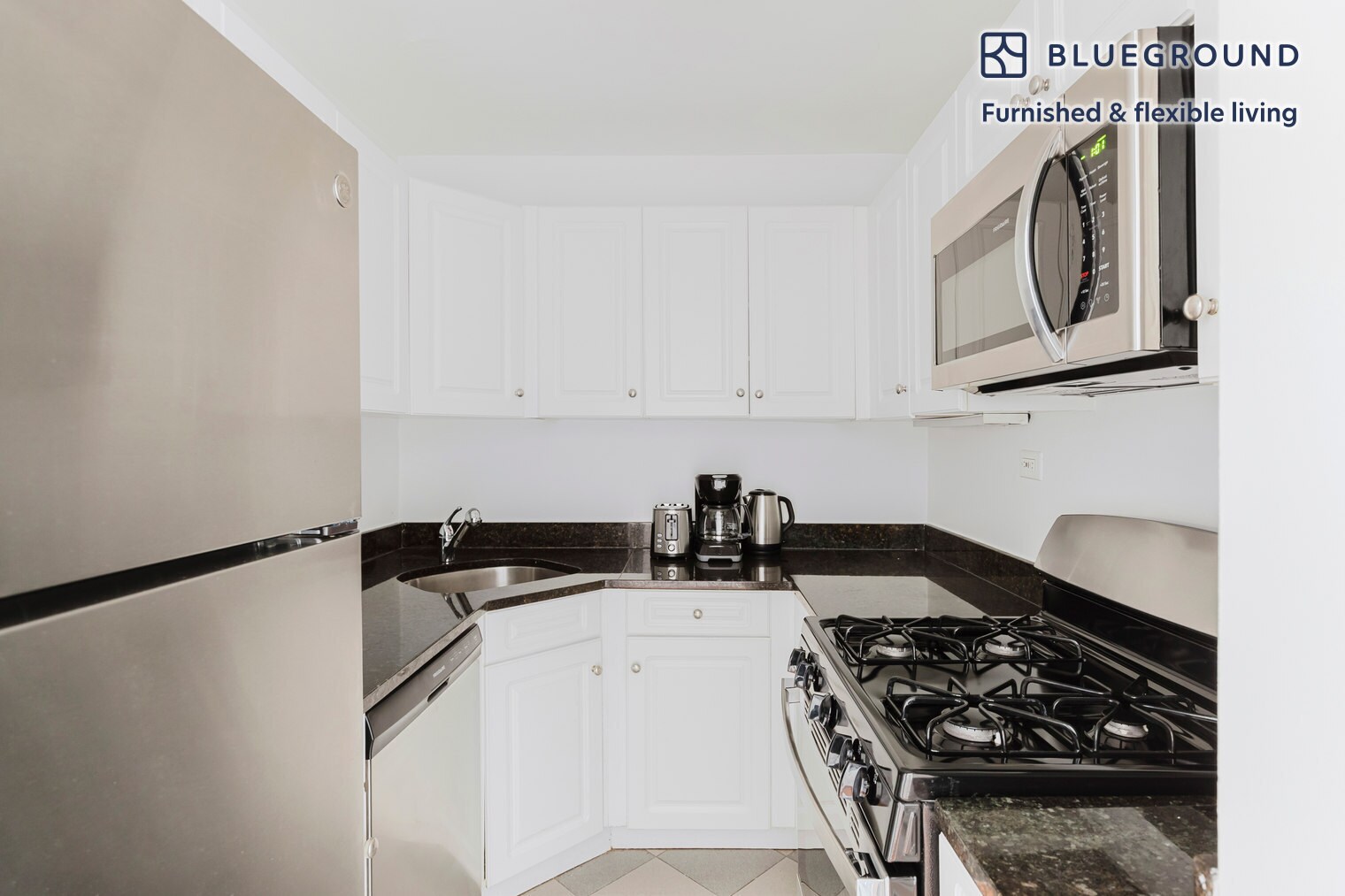 Building Photo - 420 E 80th St