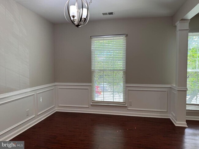 Building Photo - 8141 Bayonet Way