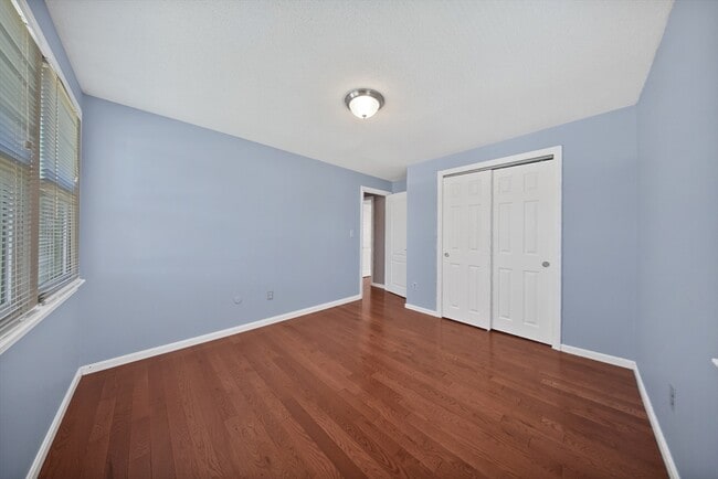 Building Photo - 6 Ellery St