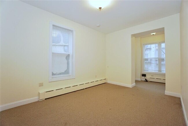 Building Photo - 556 81st St