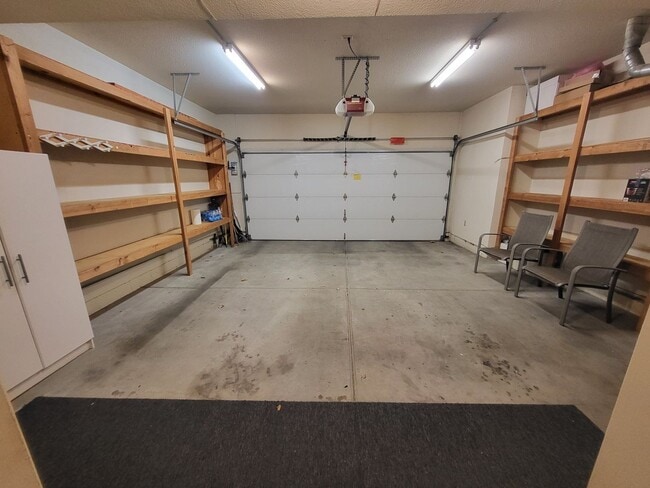 Building Photo - Two Story Duet Located in the Hills of Hercules, CA