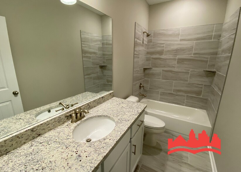 Building Photo - 4227 Tutwiler Ave