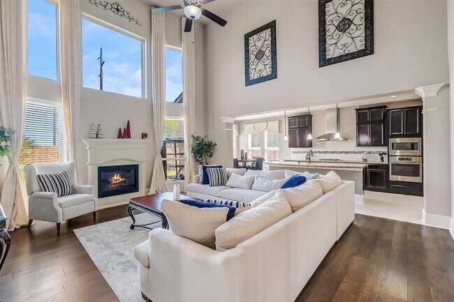 Building Photo - 2610 Orleans Way