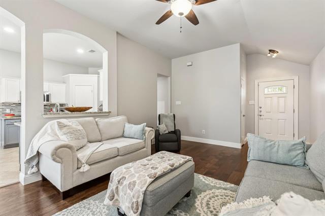 Building Photo - 9208 Norfolk Ln