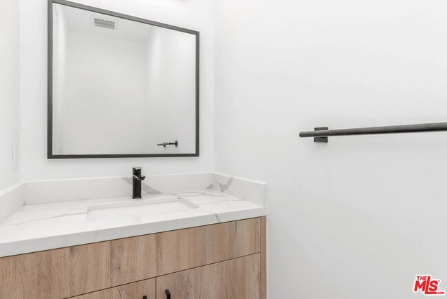 Building Photo - 3839 Wade St